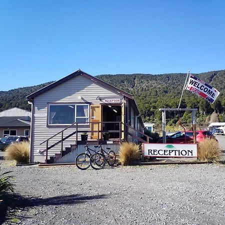 The Crossing Lodge Erua Exterior photo